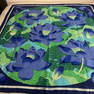 Vintage Hermes Fleur de Lotus scarf updated description.